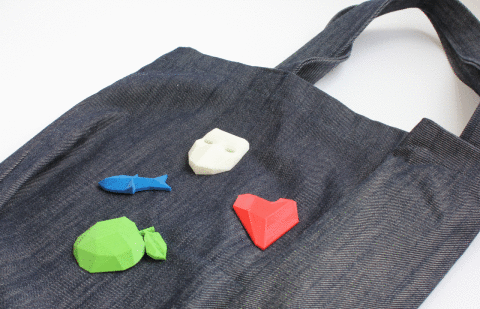 Tasarım Mavi Köpek Balığı Broş