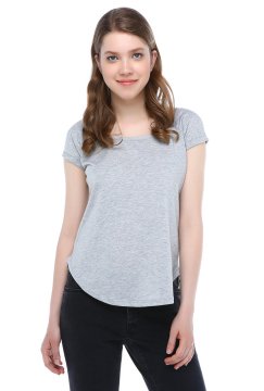 Graues T-Shirt mit weitem Rundhalsausschnitt