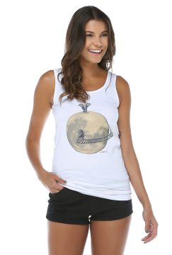 Weißes T-Shirt mit bedrucktem Trägerdesign